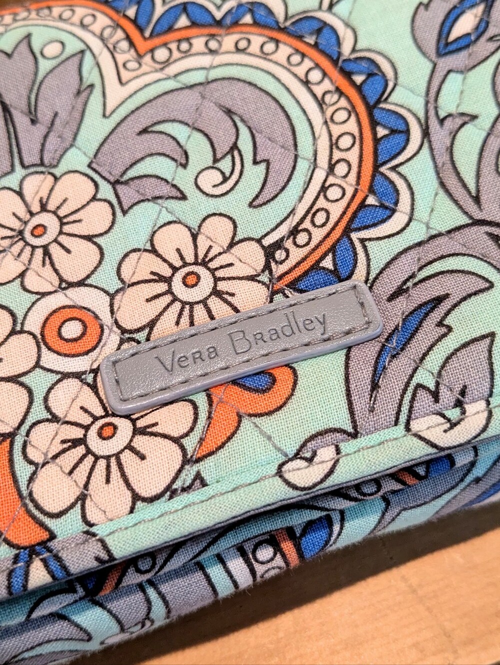 Vera Bradley RFID protection 3 in 1 Wristlet/Phone Bag - Picture 2 of 11